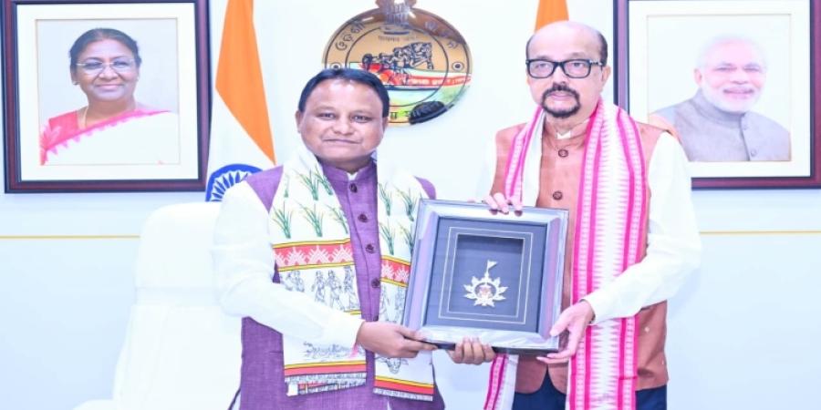 ମୁଖ୍ୟମନ୍ତ୍ରୀଙ୍କୁ ଭେଟିଲେ ଛତିଶଗଡ଼ ରାଜ୍ୟପାଳ 