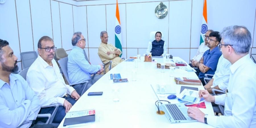 ଲୋକସେବା ଭବନରେ ମାନ୍ୟବର ମୁଖ୍ୟମନ୍ତ୍ରୀ ଶ୍ରୀ ମୋହନ ଚରଣ ମାଝୀ ଶକ୍ତି ବିଭାଗର କାର୍ଯ୍ୟକ୍ରମର ସମୀକ୍ଷା କରିଛନ୍ତି ।