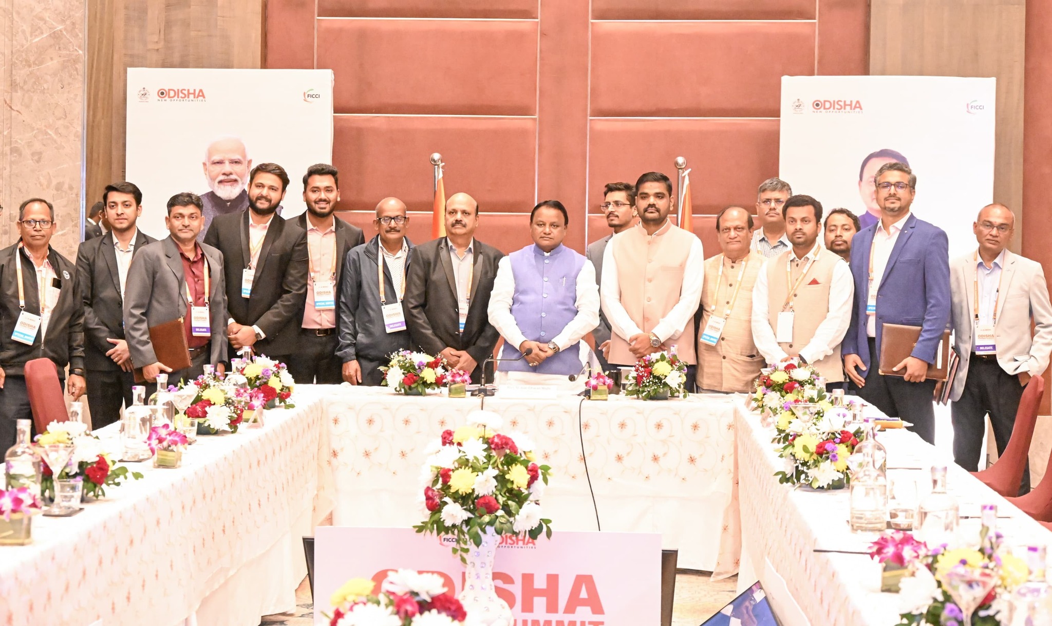 ମାନ୍ୟବର ମୁଖ୍ୟମନ୍ତ୍ରୀ ଶ୍ରୀ ମୋହନ ଚରଣ ମାଝୀ ଭୁବନେଶ୍ୱରରେ ଓଡ଼ିଶା ଫାର୍ମା ସମ୍ମିଳନୀ ସମୟରେ ଫାର୍ମା ଶିଳ୍ପ ନେତାମାନଙ୍କ ସହିତ ଆଲୋଚନା କରିଥିଲେ।