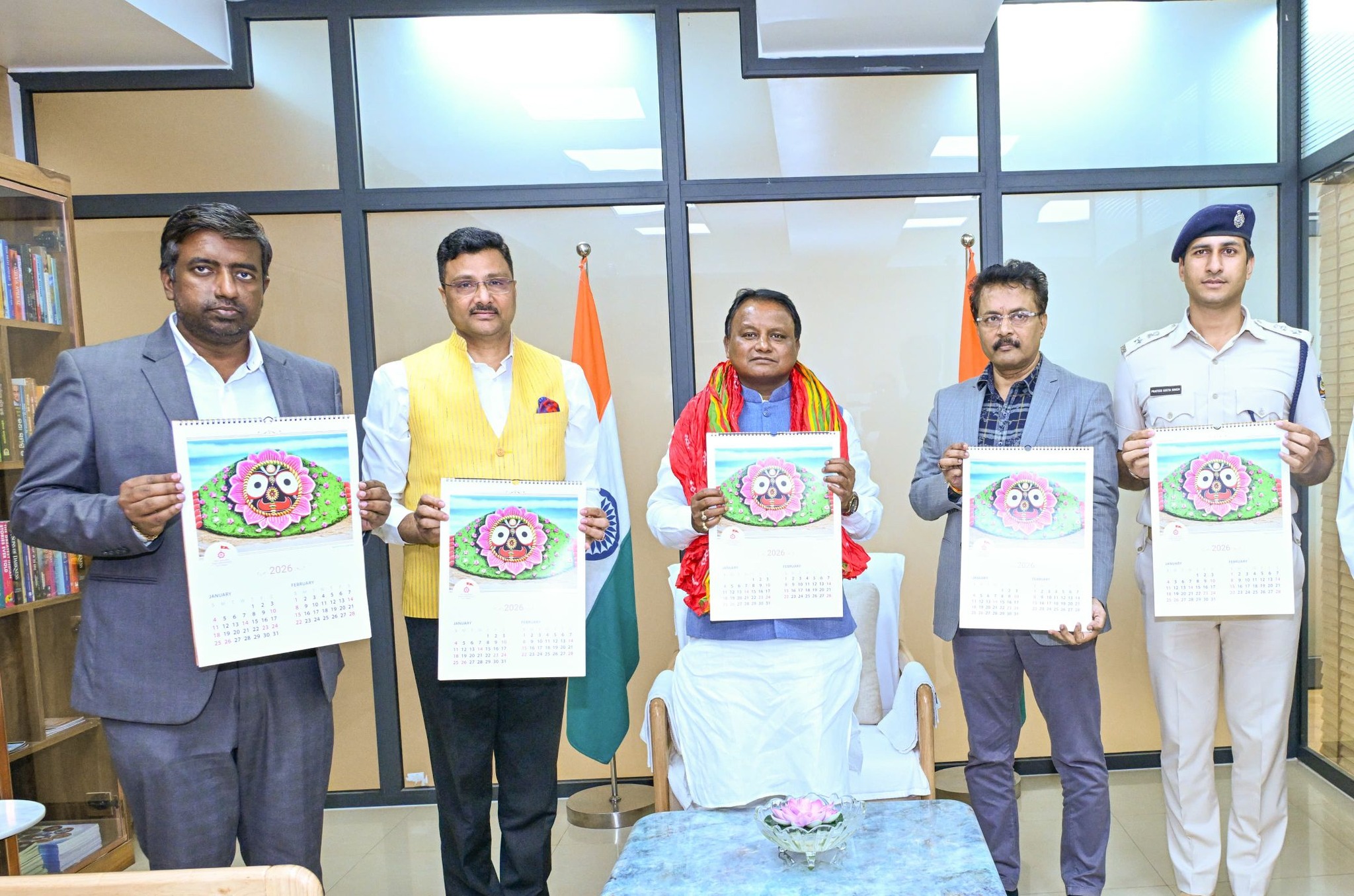 Honorable Chief Minister Shri Mohan Charan Majhi has released the calendar and diary for the English New Year 2026 on behalf of Srimandir Administration, Puri.