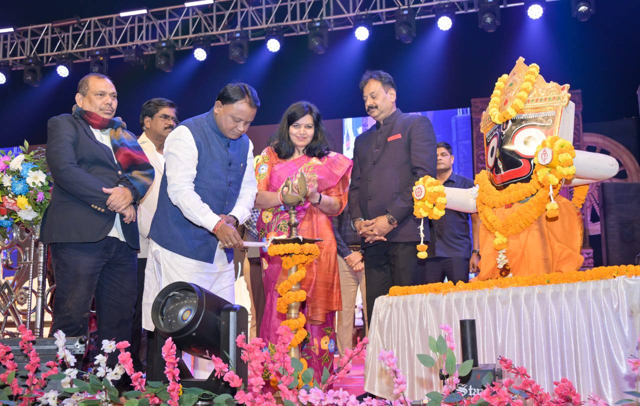 Hon'ble Chief Minister Shri Mohan Charan Majhi has participated in the program organized on the occasion of silver jubilee of 'Khordha Mahotsav 2025'.