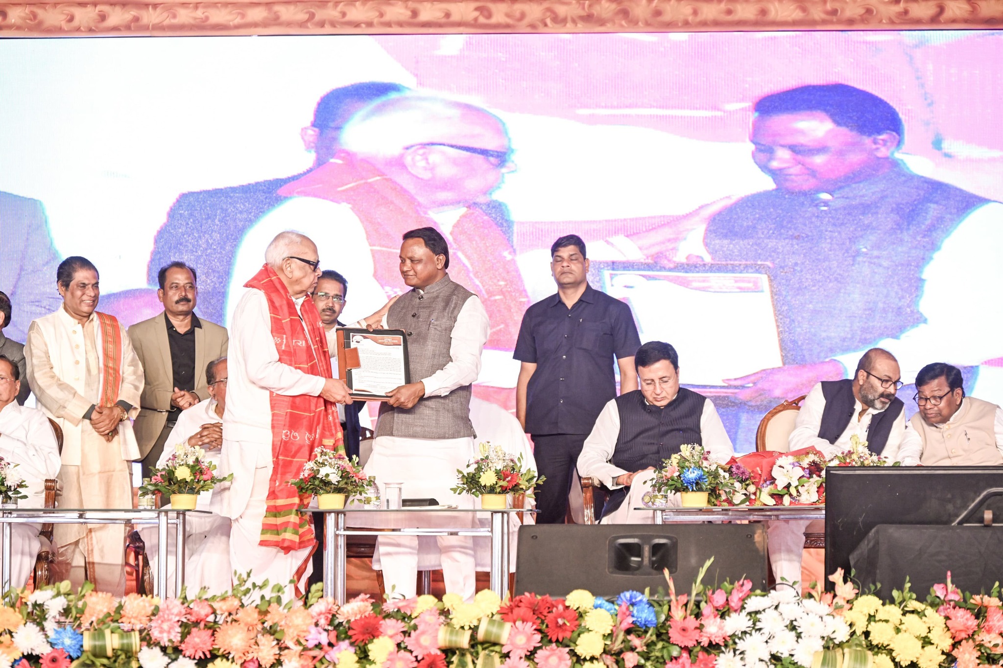 Honorable Chief Minister Shri Mohan Charan Majhi has attended the birth centenary celebration of former Chief Minister Late Janaki Ballabh Pattnaik organized at Capital High School field.