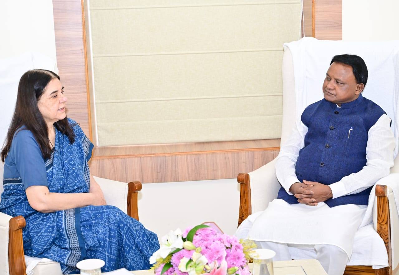 ପୂର୍ବତନ କେନ୍ଦ୍ରମନ୍ତ୍ରୀ ଏବଂ ପ୍ରସିଦ୍ଧ ପରିବେଶବିତ୍ ଶ୍ରୀମତୀ ମେନକା ଗାନ୍ଧୀ ମାନ୍ୟବର ମୁଖ୍ୟମନ୍ତ୍ରୀ ଶ୍ରୀ ମୋହନ ଚରଣ ମାଝୀଙ୍କୁ ସୌଜନ୍ୟମୂଳକ ସାକ୍ଷାତ କରିଥିଲେ। 