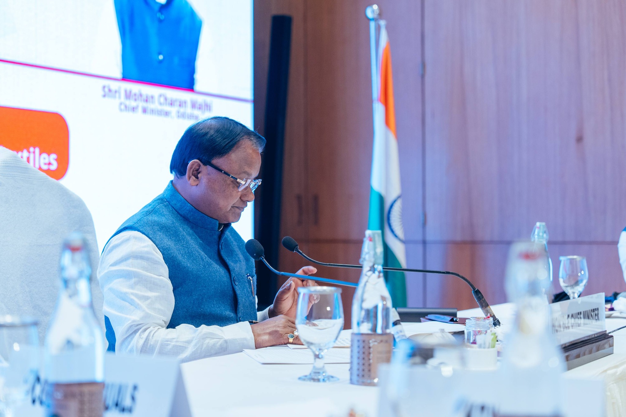 ମାନ୍ୟବର ମୁଖ୍ୟମନ୍ତ୍ରୀ ଶ୍ରୀ ମୋହନ ଚରଣ ମାଝୀଙ୍କ ନେତୃତ୍ୱରେ ହାଇଦ୍ରାବାଦ ଏବଂ କୋଲକାତାରେ ଓଡ଼ିଶାର ନିବେଶକ ସମ୍ମିଳନୀ ନୂତନ ଯୁଗର, ପ୍ରଯୁକ୍ତିବିଦ୍ୟା-ନେତୃତ୍ୱାଧୀନ ଅଭିବୃଦ୍ଧି ଦିଗରେ ଏକ ନିର୍ଣ୍ଣାୟକ ପରିବର୍ତ୍ତନକୁ ଚିହ୍ନିତ କରୁଛି।