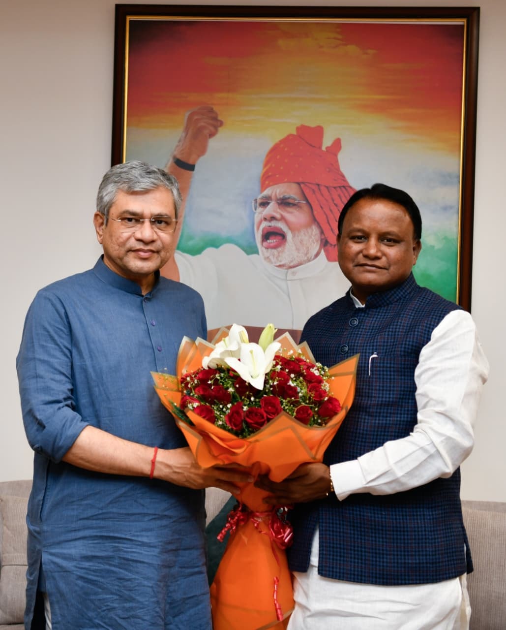 Called on Hon'ble Union Minister Shri Ashwini Vaishnaw Ji in New Delhi.