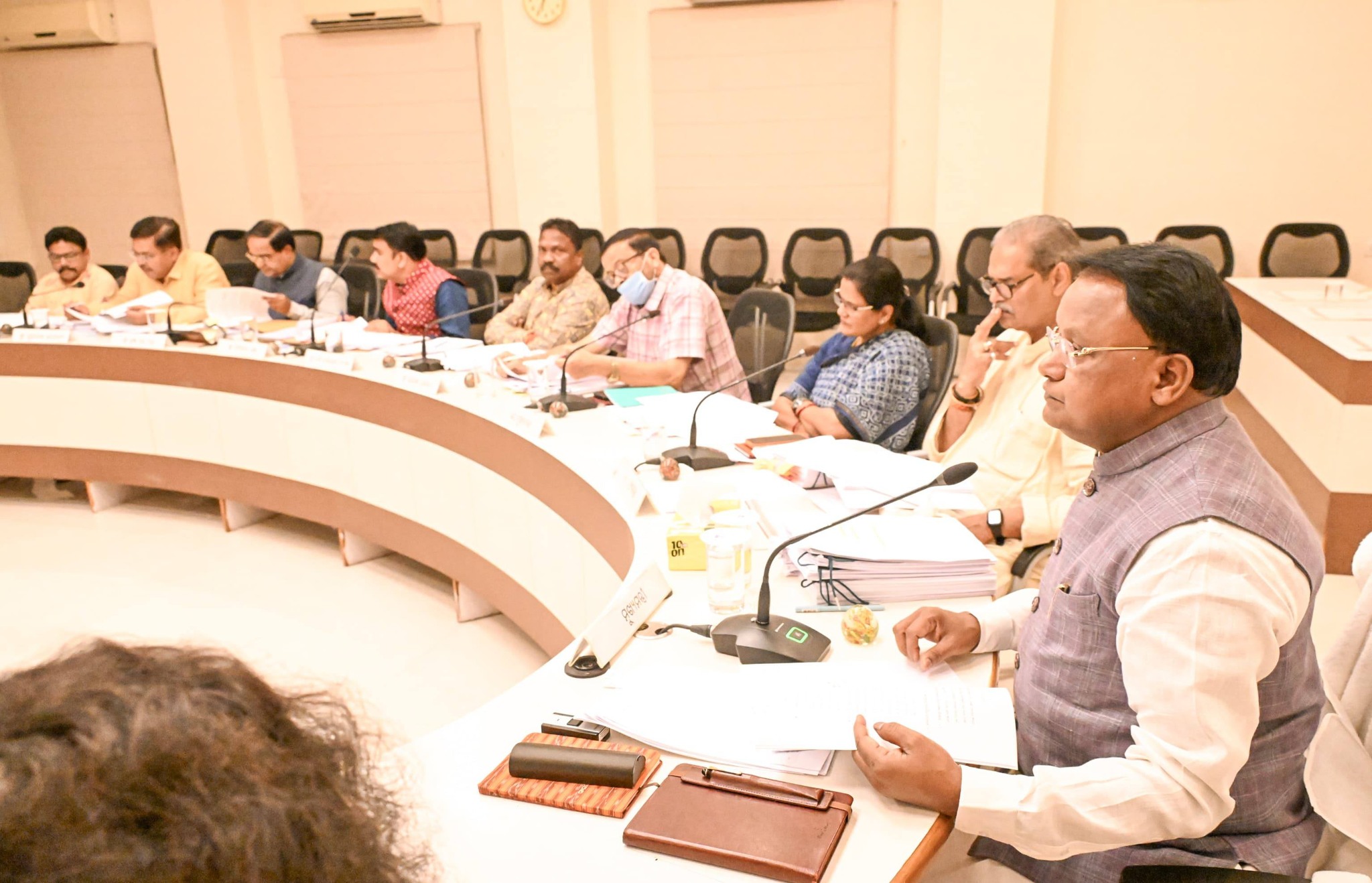 ମାନ୍ୟବର ମୁଖ୍ୟମନ୍ତ୍ରୀ ଶ୍ରୀ ମୋହନ ଚରଣ ମାଝୀଙ୍କ ଅଧ୍ୟକ୍ଷତାରେ ଅନୁଷ୍ଠିତ ରାଜ୍ୟ କ୍ୟାବିନେଟ ବୈଠକରେ ବିଭିନ୍ନ ବିଭାଗର ଗୁରୁତ୍ୱପୂର୍ଣ୍ଣ ପ୍ରସ୍ତାବକୁ ଅନୁମୋଦନ ମିଳିଛି।