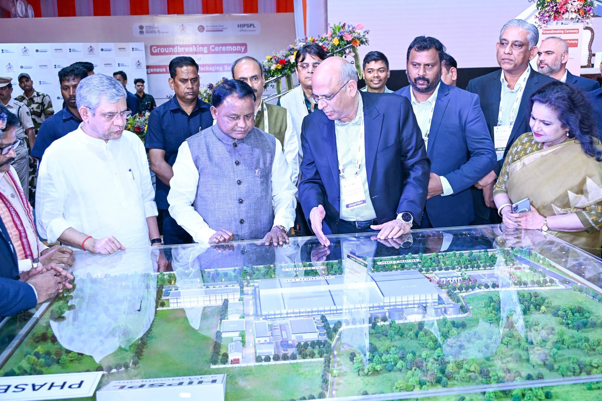 Hon’ble Chief Minister Shri Mohan Charan Majhi along with Hon’ble Union Minister Shri Ashwini Vaishnaw, laid the foundation stone for 3D Glass Solutions’ advanced Glass Substrate Packaging Unit at Info Valley, Khordha.
