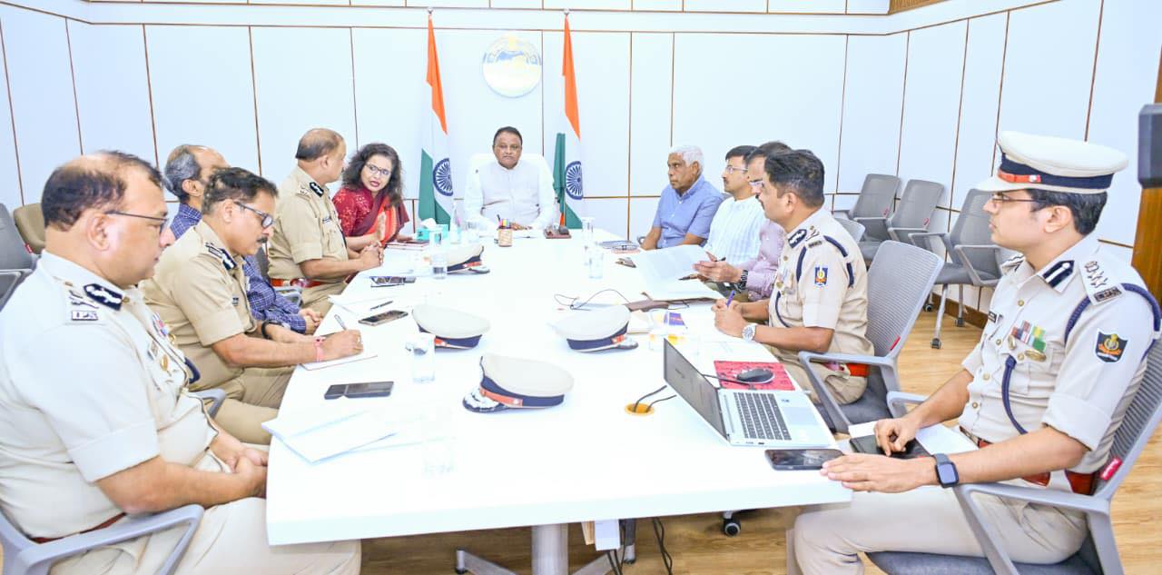 Hon'ble Chief Minister Shri Mohan Charan Majhi reviewed the law and order situation in the state in a high-level meeting at Lok Seva Bhawan.