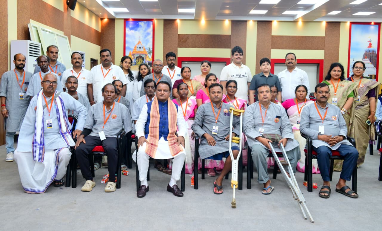 Chief Minister Meets Persons with Disabilities from ‘Seva Foundation’
