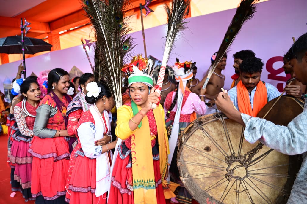 ତପ୍ତପାଣିରେ ରାଷ୍ଟ୍ରପତିଙ୍କୁ ରାଜ୍ୟପାଳ ଓ ମୁଖ୍ୟମନ୍ତ୍ରୀଙ୍କ ସ୍ୱାଗତ