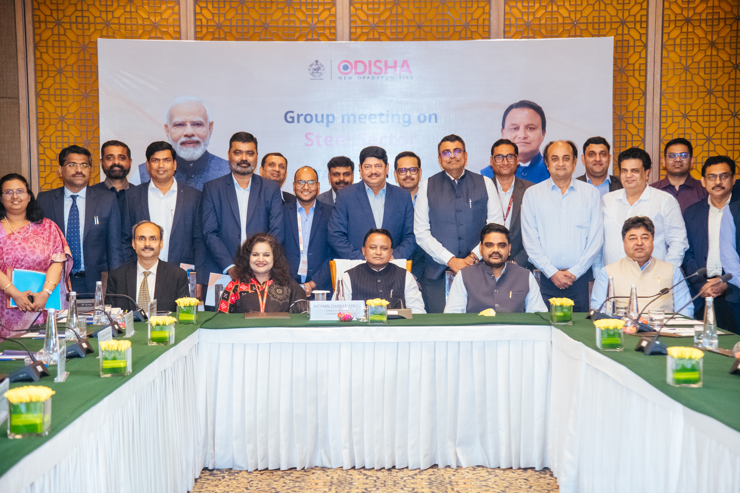 Chief Minister Holds Discussions with Industry Leaders on New Investments and Industrial Expansion in Odisha