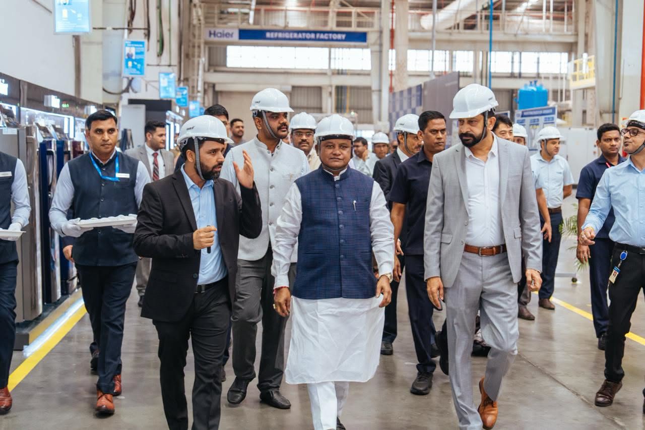 Chief Minister Shri Mohan Charan Majhi visited the Haier manufacturing facility in Noida