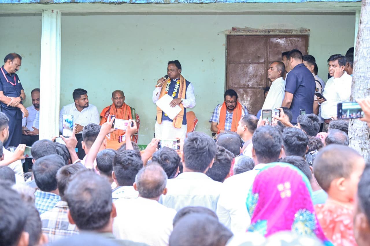 Chief Minister Visits Affected Areas of Shyamsundarpur Panchayat in Tihidi Block, Bhadrak, to Assess the Situation