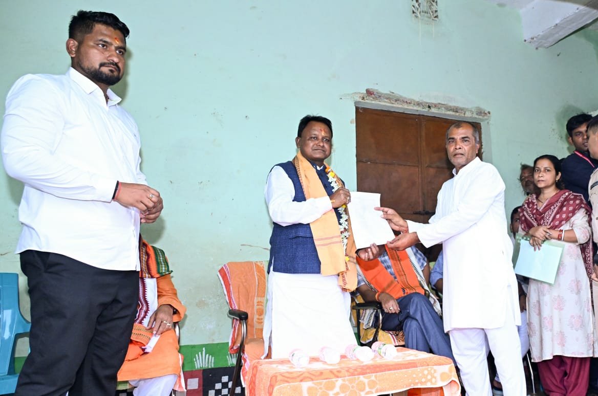 Chief Minister Visits Affected Areas of Shyamsundarpur Panchayat in Tihidi Block, Bhadrak, to Assess the Situation