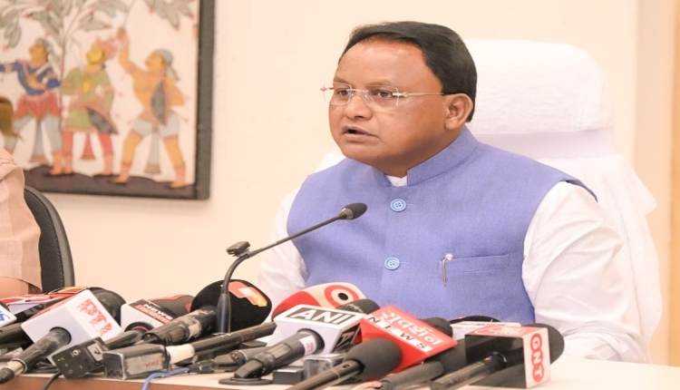 Chief Minister Announces ₹1,000-Crore Ten-Point Special Package for Flood-Affected Areas
