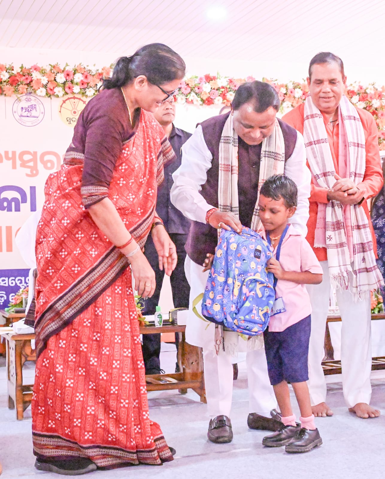 ‘ଆଙ୍ଗନ୍ କା ଉତ୍ସବ’ ଓ ‘ରାଷ୍ଟ୍ରୀୟ ପୋଷଣ ମାସ’: ସୁ-ପୋଷିତ ଓ ବିକଶିତ ଓଡ଼ିଶା ଗଠନ ପାଇଁ ପ୍ରତିବଦ୍ଧତା ଦୋହରାଇଲେ ମୁଖ୍ୟମନ୍ତ୍ରୀ