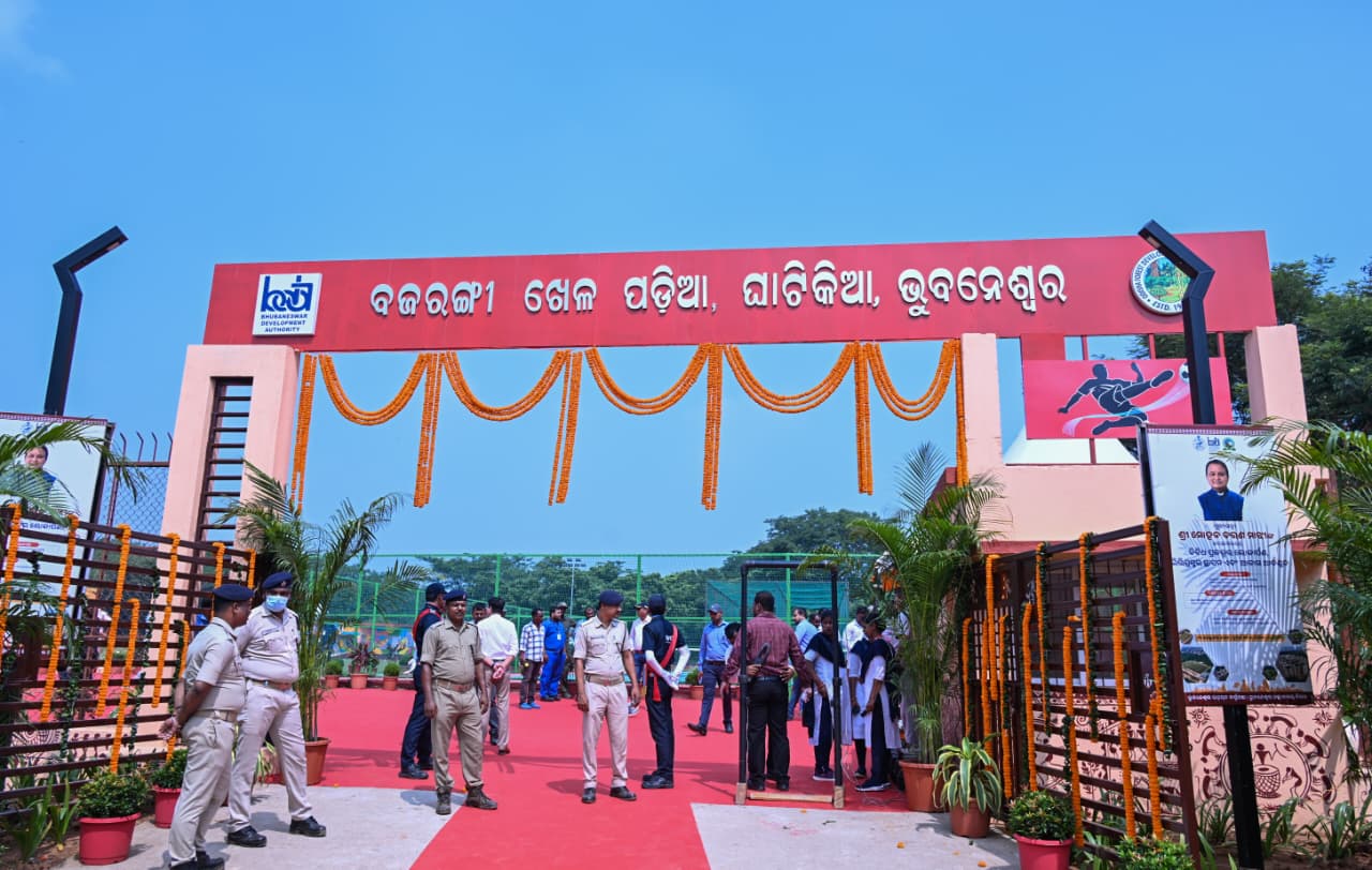 Chief Minister Inaugurates ‘Bajranggi Playground’ in Ghatikia, Giving a Fresh Boost to Sports Infrastructure