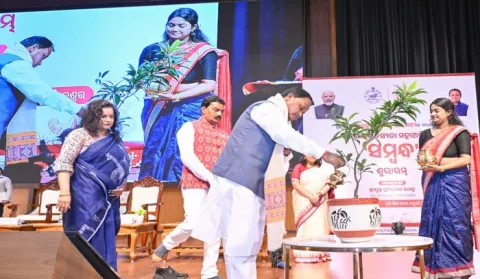 ‘ସମ୍ବନ୍ଧ’ ସମବାୟ ସଦସ୍ୟତା ମହାଅଭିଯାନର ଶୁଭାରମ୍ଭ, ବହୁବିଧ ସମବାୟ ଭିତ୍ତିଭୂମିର ଲୋକାର୍ପଣ ଓ ଭିତ୍ତିପ୍ରସ୍ତର ସ୍ଥାପନ