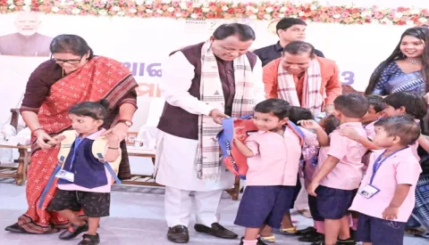 ‘ଆଙ୍ଗନ୍ କା ଉତ୍ସବ’ ଓ ‘ରାଷ୍ଟ୍ରୀୟ ପୋଷଣ ମାସ’: ସୁ-ପୋଷିତ ଓ ବିକଶିତ ଓଡ଼ିଶା ଗଠନ ପାଇଁ ପ୍ରତିବଦ୍ଧତା ଦୋହରାଇଲେ ମୁଖ୍ୟମନ୍ତ୍ରୀ