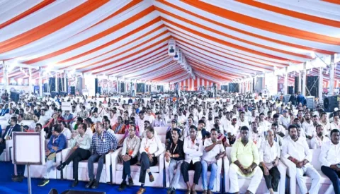 କଳିଙ୍ଗନଗରରେ ଶିଳ୍ପ ପ୍ରକଳ୍ପ ଉଦ୍‌ଘାଟନ: ଶିଳ୍ପପତିଙ୍କ ସହ ମୁଖ୍ୟମନ୍ତ୍ରୀଙ୍କ ଆଲୋଚନା