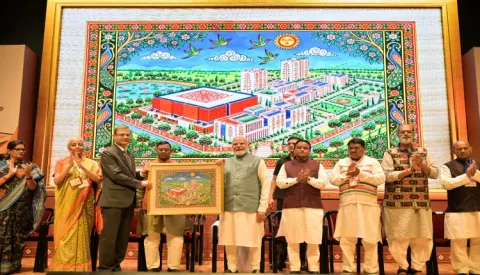 ପ୍ରଧାନମନ୍ତ୍ରୀ ଓଡ଼ିଶାର ଭୁବନେଶ୍ୱରଠାରେ ଭାରତୀୟ ରିଜର୍ଭ ବ୍ୟାଙ୍କ (RBI)ର ନବସ୍ଥାପିତ ଡାଟା ସେଣ୍ଟର ଏବଂ ସାଇବର ସୁରକ୍ଷା ପ୍ରଶିକ୍ଷଣ ପ୍ରତିଷ୍ଠାନର ଉଦ୍‌ଘାଟନ କରିଛନ୍ତି