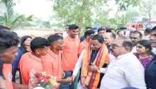 Hon'ble Chief Minister Shri Mohan Charan Majhi, during his visit to Sambalpur, visited Sambalpur Football Academy, which has a special place in the sports map of Odisha, and appreciated the development and modernization of its infrastructure.