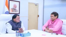 Former Union Minister Shri Suresh Prabhu called on Chief Minister Shri Mohan Charan Majhi at Lok Seva Bhavan.