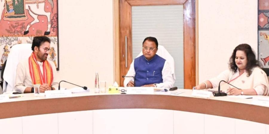 Hon'ble Chief Minister Shri Mohan Charan Majhi held discussions with Hon'ble Union Minister for Coal and Mines Shri G. Kishan Reddy at Lok Seva Bhavan regarding strengthening the mineral sector of Odisha and further increasing its contribution to the national economy.