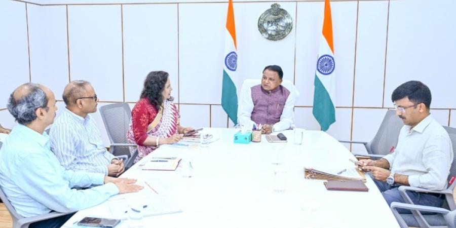 Hon’ble Chief Minister Shri Mohan Charan Majhi reviewed the preparations for the celebration of two years of the Government at Lok Seva Bhawan.