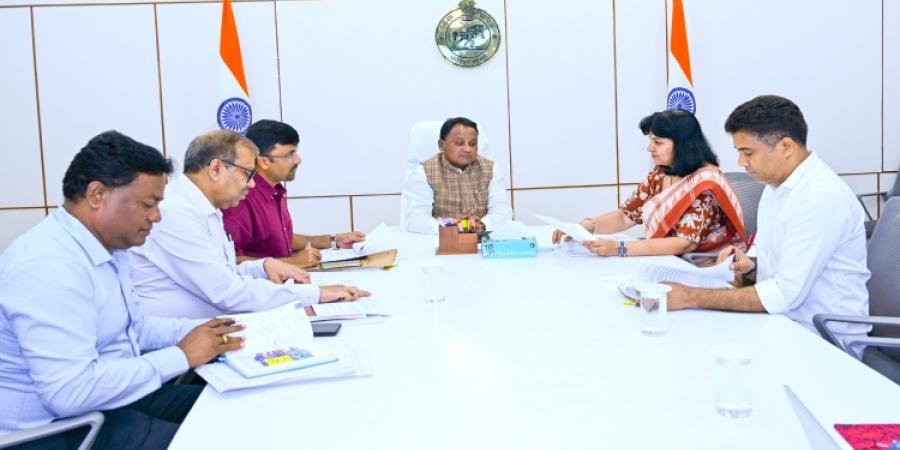 Bhubaneswar MP Aparajita Sarangi Meets CM Mohan Charan Majhi, Discusses Constituency Development Issues