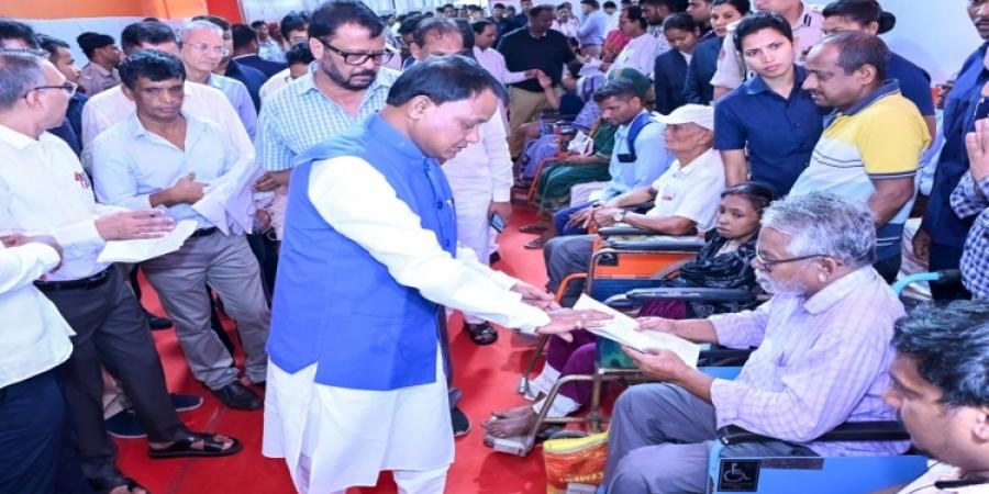 Chief Minister Hears Public Grievances, Directs Departments for Swift Resolution
