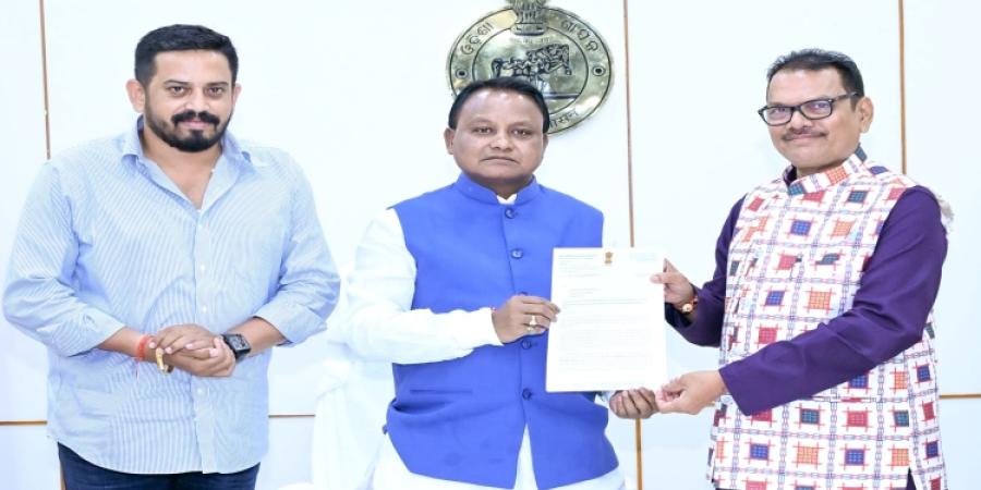 MP and MLA Hold Discussions with Chief Minister on Development Issues of Jajpur