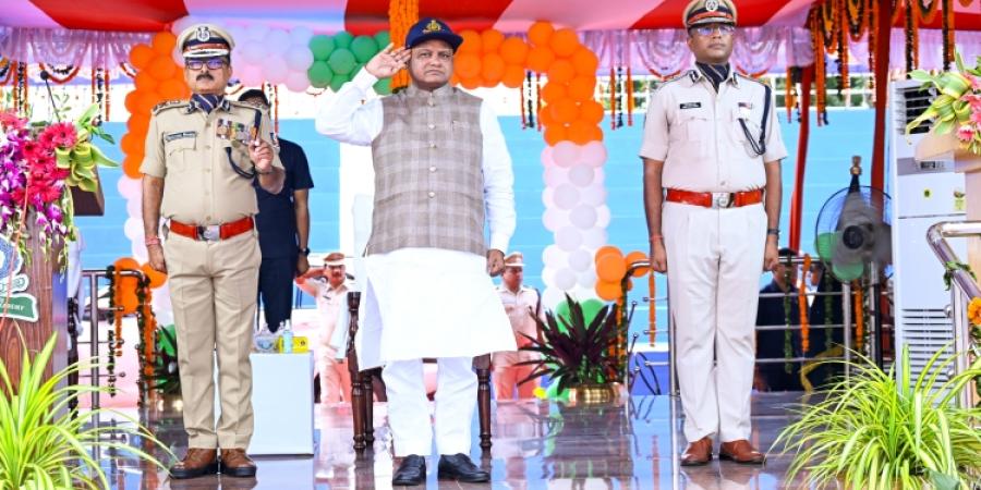 ପୋଲିସ ସେବା ଏକ ସାମାଜିକ ଦାୟିତ୍ୱ: ନୂଆ SIଙ୍କୁ ‘SMART POLICING’ ଆପଣାଇବାକୁ ମୁଖ୍ୟମନ୍ତ୍ରୀଙ୍କ ସନ୍ଦେଶ/ Upadesha